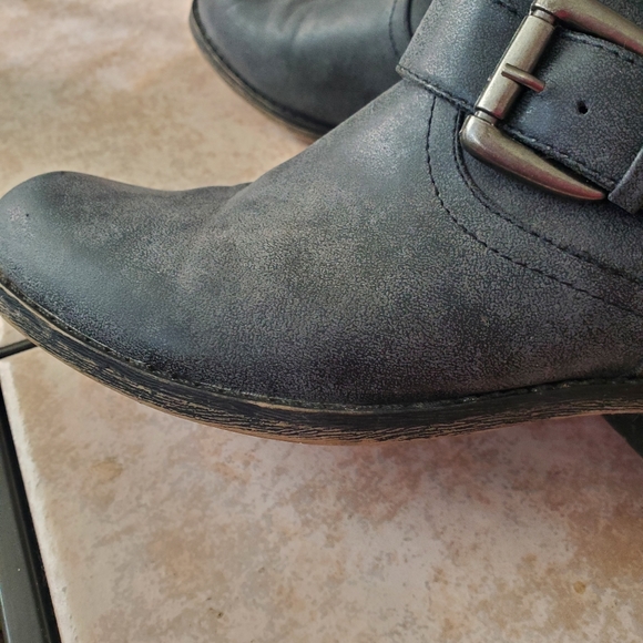 Fantastic tall boots - Picture 4 of 4